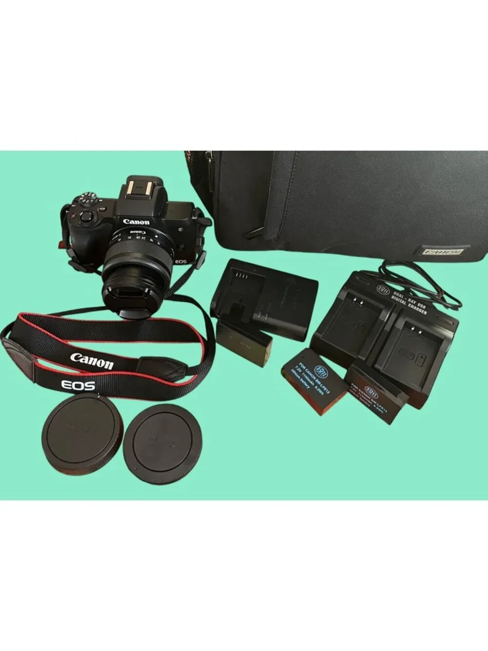 Canon EOS M50 Mirrorless Camera W/ Canon EF-M 15-45mm f/3.5-6.3 IS STM Lens Batt